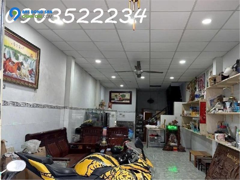 Bán nhà mặt phố giá cực chất tại Lã Xuân Oai, 3,8 tỷ, 57m2, Quận 9, HCM