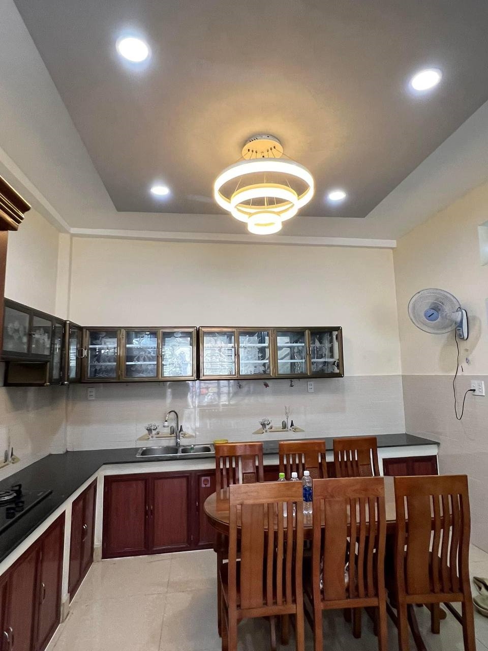 Bán nhà mặt tiền đường phan văn năm, đường nhựa 10m, 2 tầng, 70m2 chỉ 6 tỷ