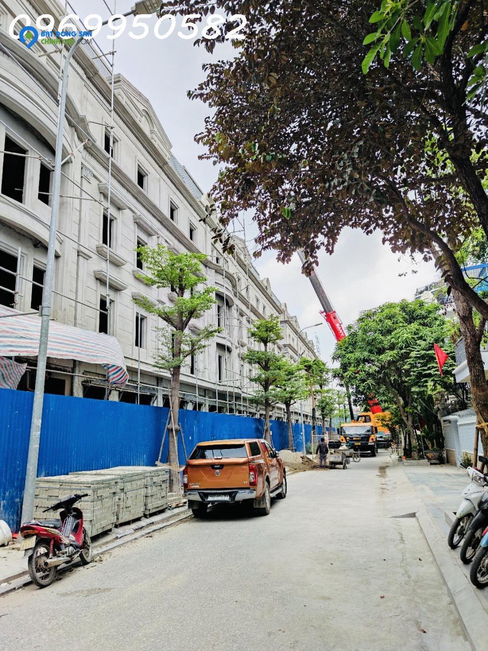 Bán nhà ngõ 214 Nguyễn Xiển kinh doanh tốt, 85m2, 6 tầng, 6x14m, 22 tỷ có thương lượng