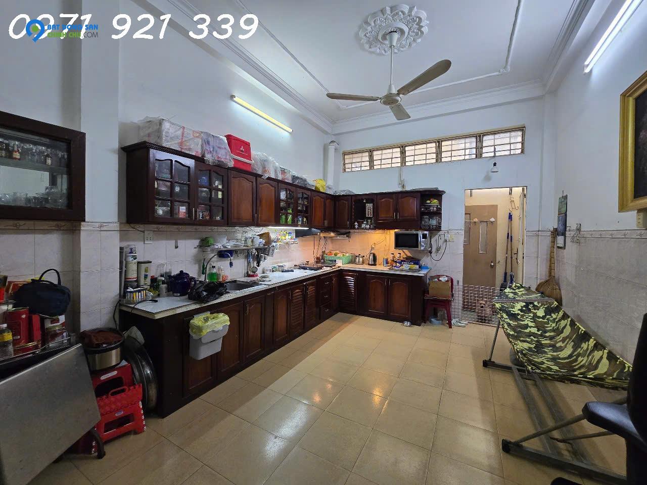 CĂN NHÀ 3 TẦNG 5 PHÒNG NGỦ QUẬN 8 - GIÁ HỜ 7.8 TỶ - VỊ TRÍ VÀNG NGÕ NGUYỄN CHẾ NGHĨA!