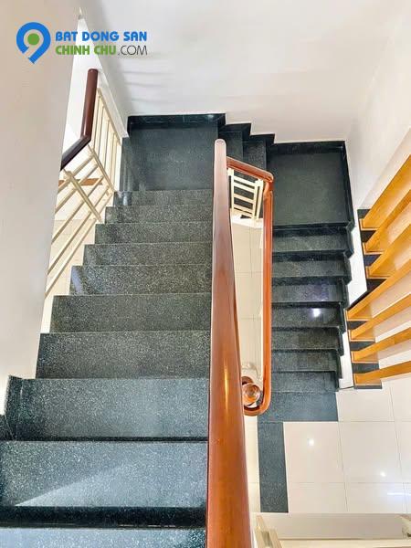 CHỈ HƠN 4 TỶ - CÓ NGAY CĂN NHÀ 2 TẦNG VUÔNG VỨC - NGANG 4 x DÀI 14 - SÁT BÊN EMART PHAN HUY ÍCH - FULL CÔNG NĂNG - Ở ĐƯỢC NGAY