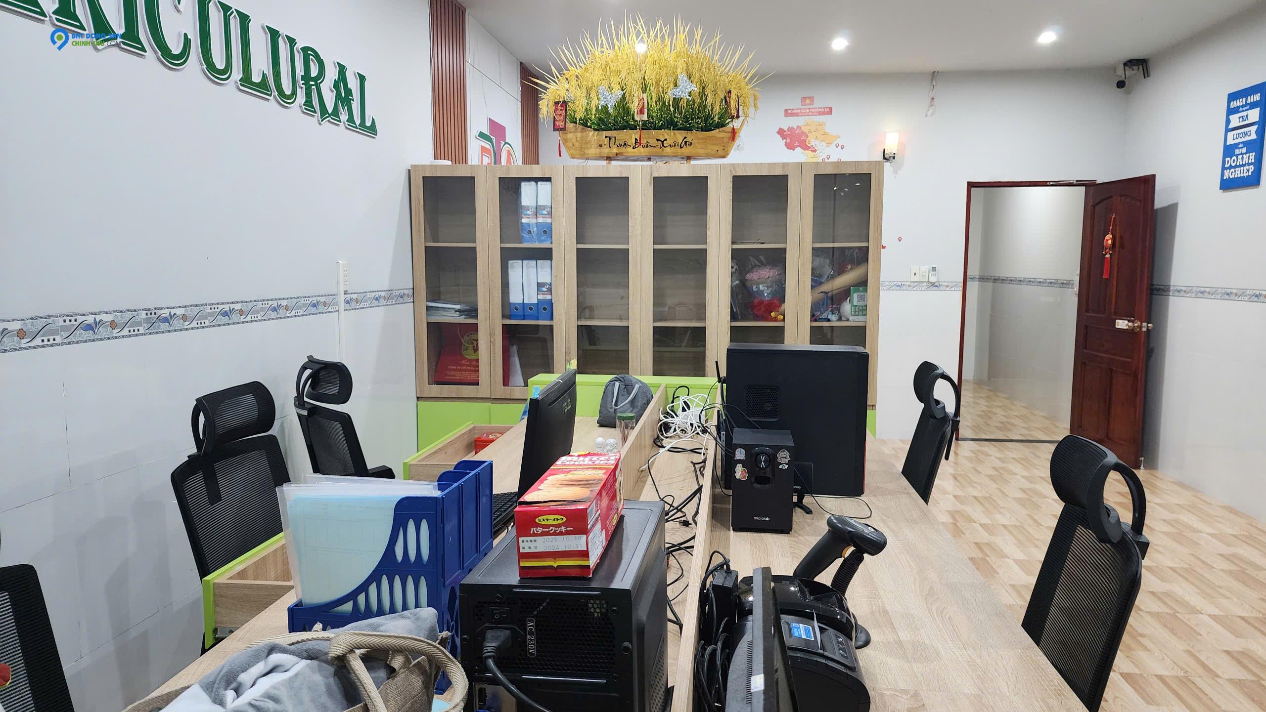 CHO THUÊ VĂN PHÒNG MỚI 45M2 PHÚ THỨ, CÁI RĂNG - VỊ TRÍ ĐẮC ĐỊA, GIÁ HẤP DẪN CHỈ 6.5 TRIỆU, SỔ ĐỎ, GỌI 0907623962!