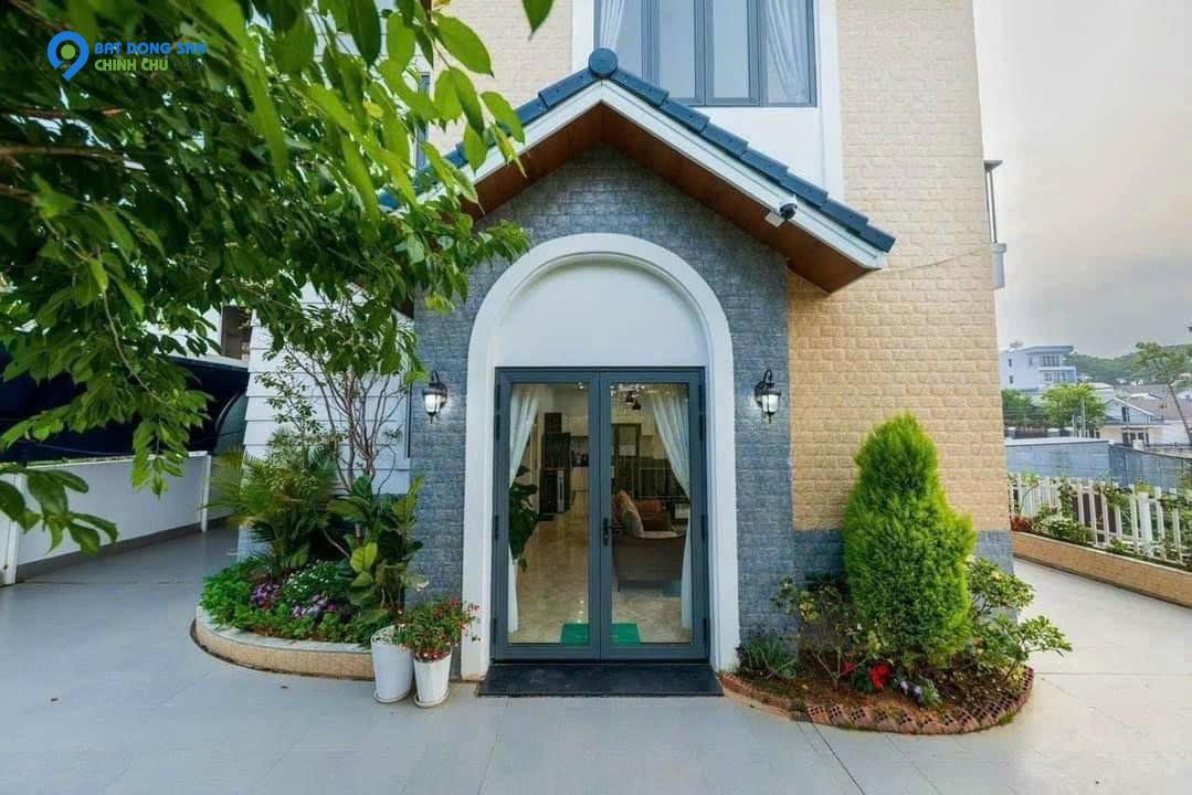 CHO THUÊ VILLA 6 PHÒNG NGỦ 200M2 NAM HỒ PHƯỜNG 11 ĐÀ LẠT 24TR/THÁNG