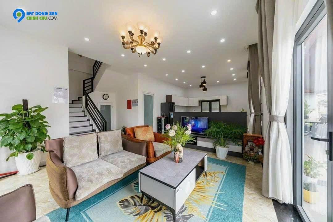 CHO THUÊ VILLA 6 PHÒNG NGỦ 200M2 NAM HỒ PHƯỜNG 11 ĐÀ LẠT 24TR/THÁNG
