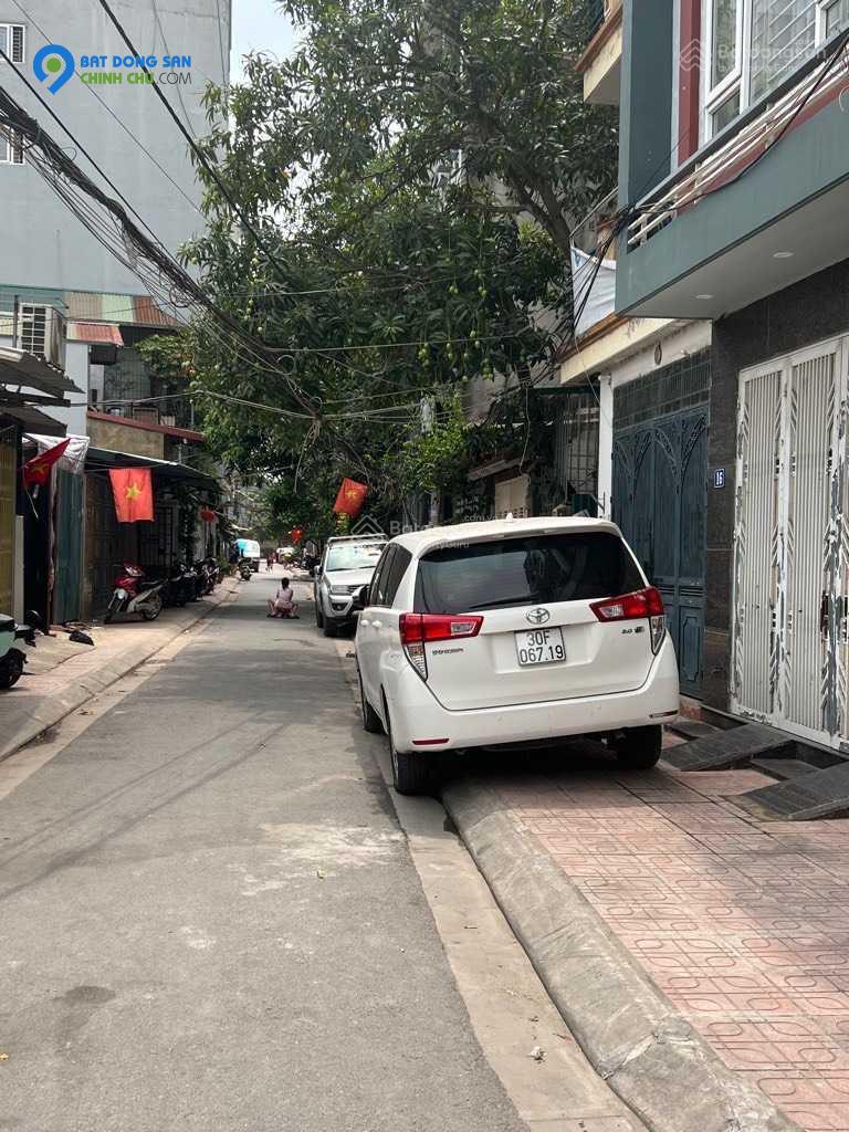 CỰC HIẾM - Nhà Hoàng Đạo Thành-116m2- phân lô - ô tô - kinh doanh - 9,6 tỷ