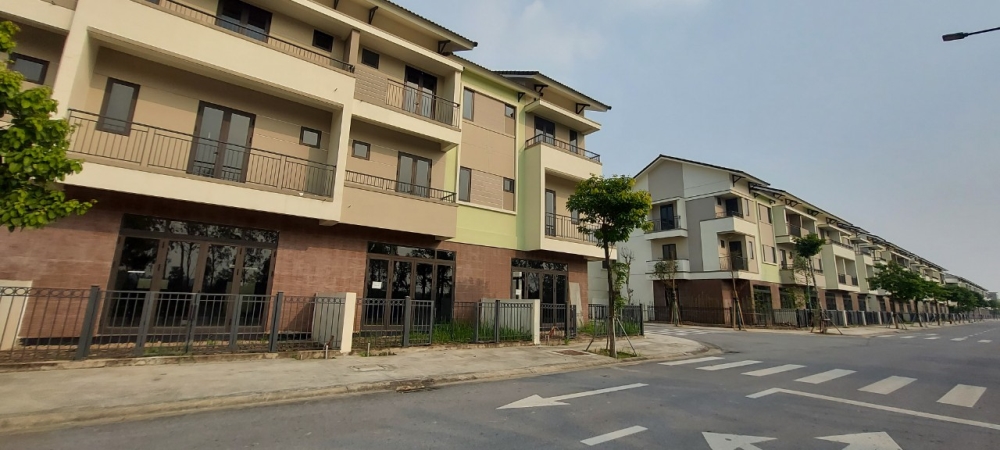 Căn Shophouse góc view sông sen, DT 130,5 m2, trục thông cực đẹp, giá ổn