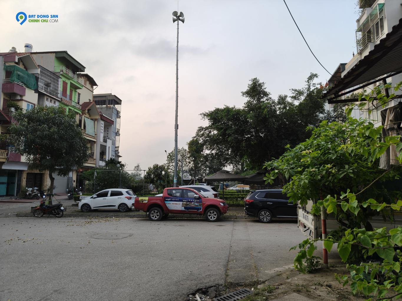 Căn góc - Khu phân lô Tái Định cư - mặt đường Tam Trinh. Nhà View Công Viên Mini, Hồ điều hòa. Giá 14,5 Tỷ