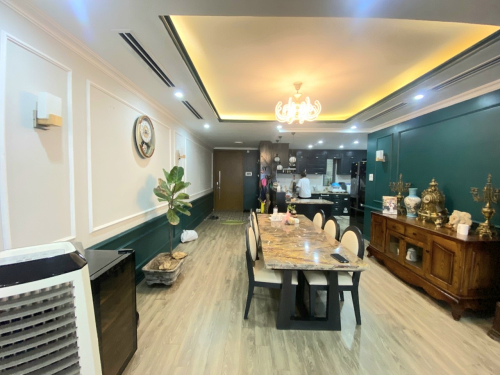 Chính Chủ Bán căn hộ Mulberry Lane, Tòa C, DT 147m2, 3pn, Tặng Full Nội Thất Nhập, Giá 5.5 Tỷ