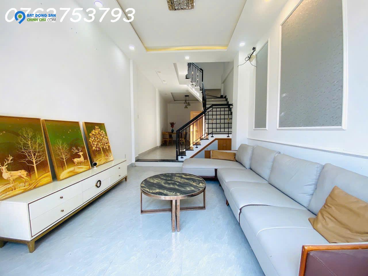 Chính chủ bán nhà 3 tầng Hoà An – Giá 3 tỷ 150, full nội thất, hỗ trợ môi giới 50tr
