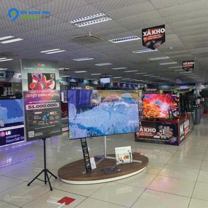 Cho thuê nhà 3MT Số 855 Quang Trung, P8, Gò Vấp. DT 40x60m trệt lầu, 5000m2 giá 499 triệu