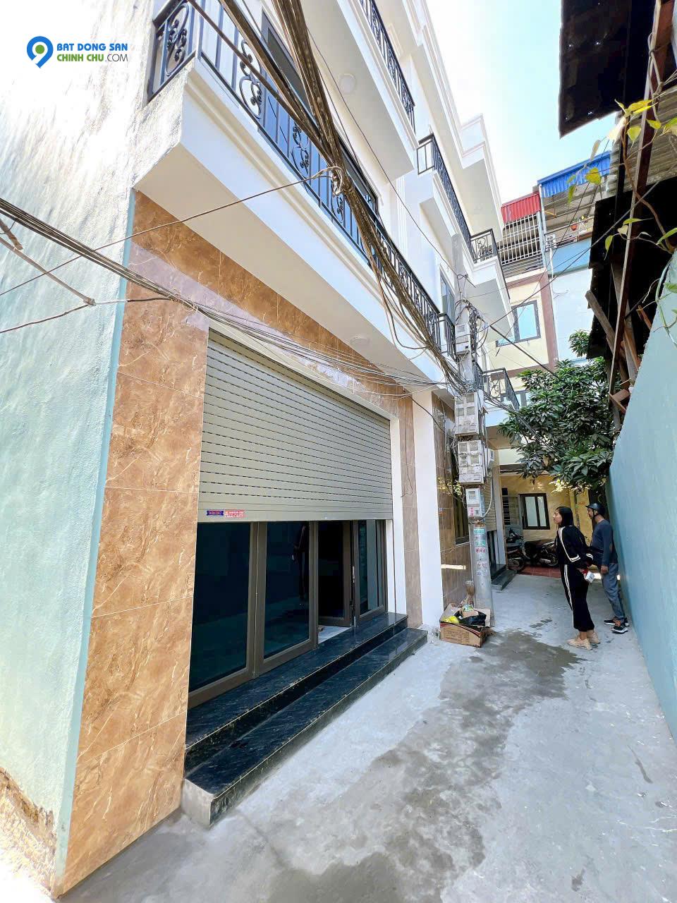 Chủ nhà cần tiền bán gấp căn nhà Hàng Kênh. nhà xây chắc chắn 4 tầng lô goác