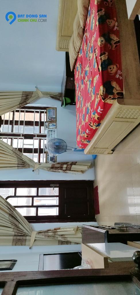 Chủ nhà có tuổi không leo đc cần bán gấp nhà TT phố cổ Hà Đông, ôtô vào nhà,52m x 5 tầng Mt 4 m