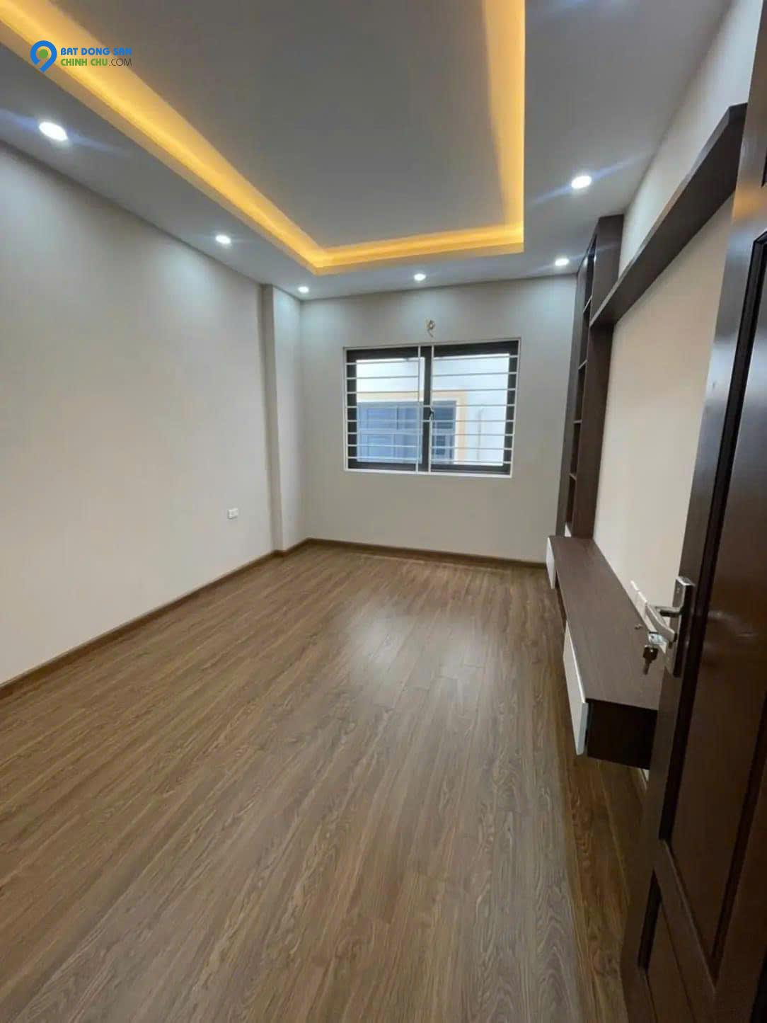 Cực Phẩm Yên Hoà 40m2 - 6.5 tỷ - 3 Bước Ra Chợ - Kinh Doanh Sầm Uất - Đất Nở Hậu.