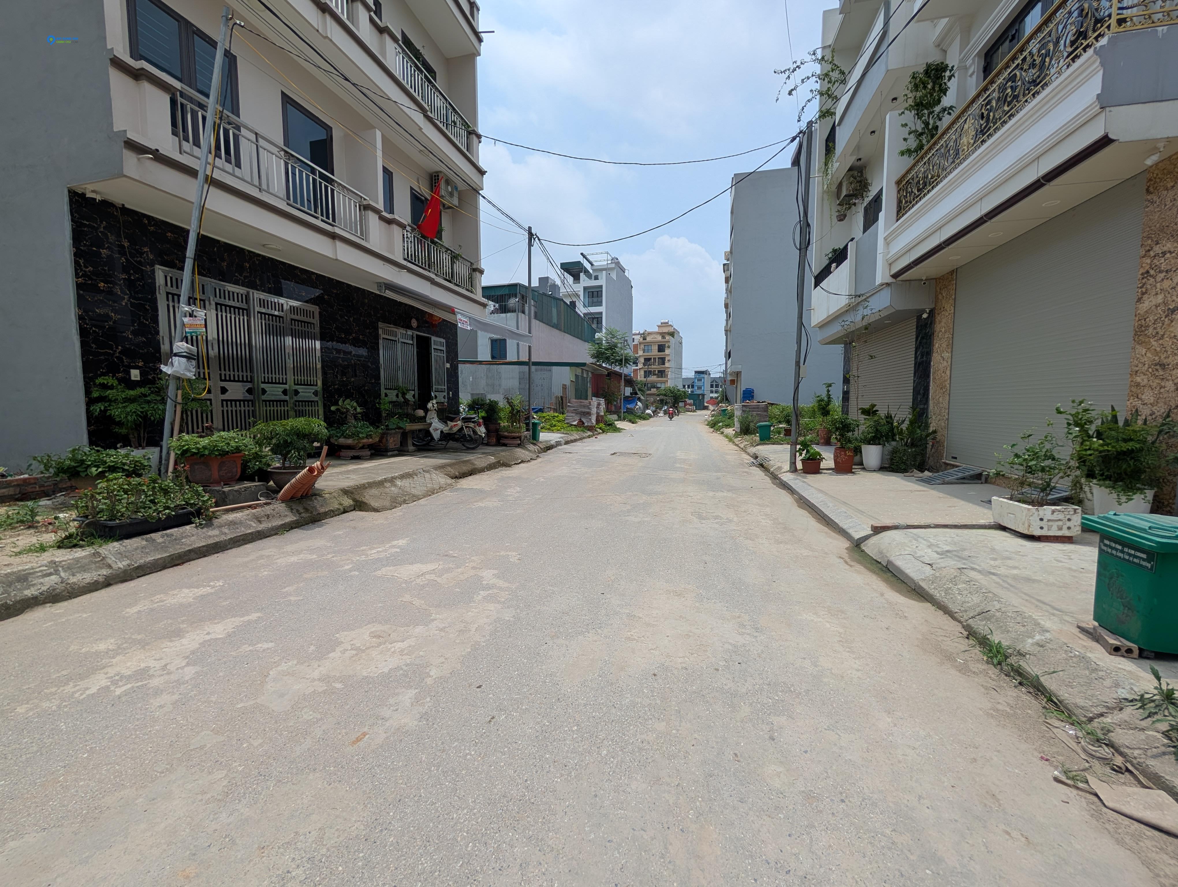 ĐỈNH NÓC KỊCH TRẦN ĐẤT KIM CHUNG - 62M MẶT TIỀN VỈA HÈ, KINH DOANH "HỐT BẠC", CHỈ 9 TỶ++