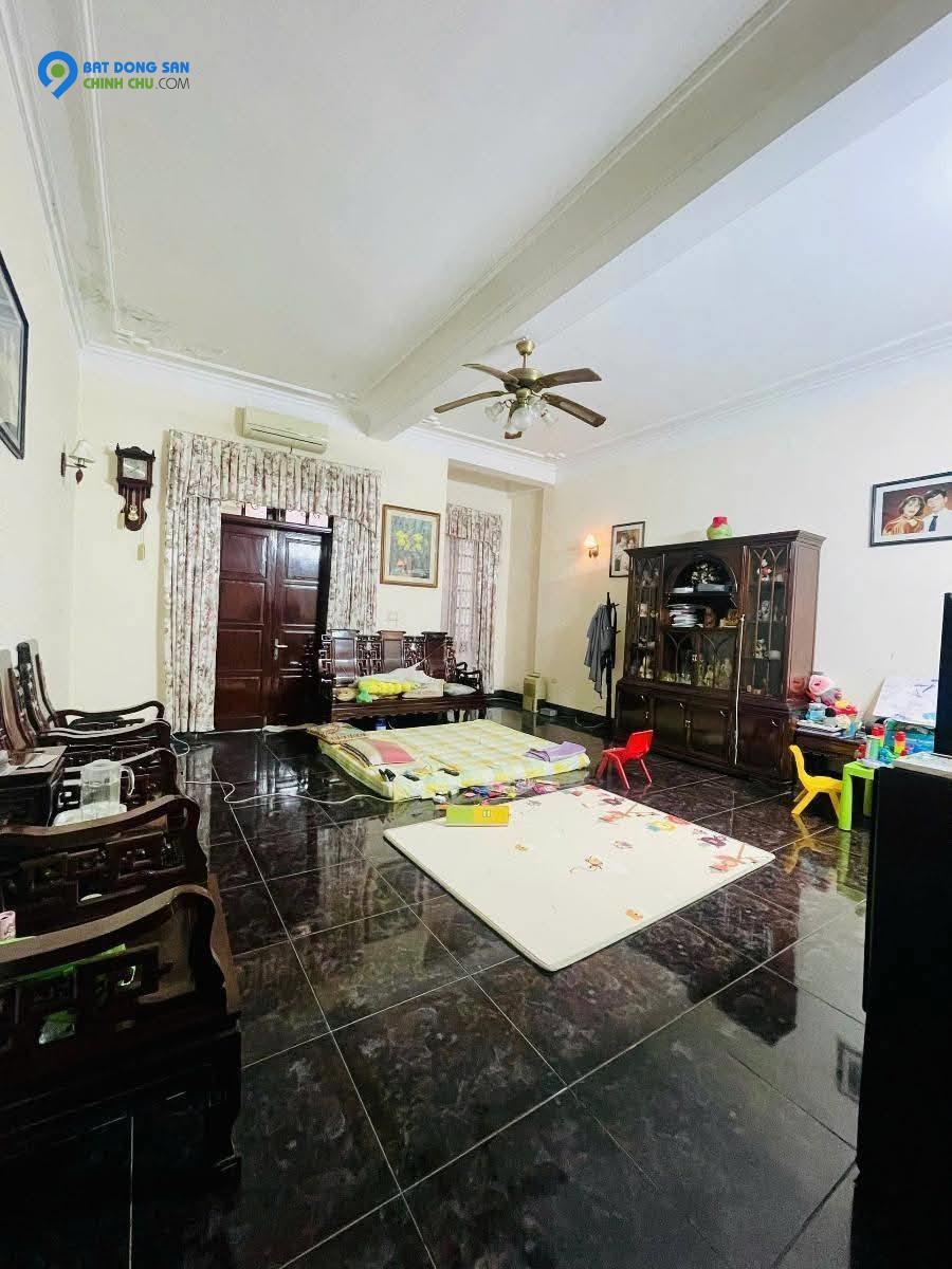 Đầu tư! Phân lô Phạm Tuấn Tài, vỉa hè ô tô tránh, ngõ thông tứ tung, mặt tiền khủng 6m, kd đỉnh