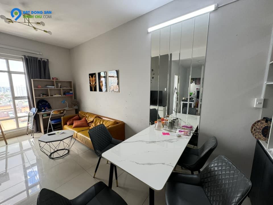Gia đình cần bán căn hộ chung cư Topaz garden