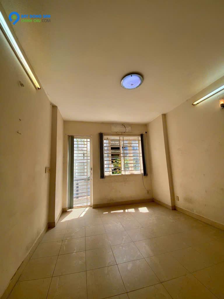 HẺM XE HƠI TỚI NHÀ - KẾ MẶT TIỀN LÊ HỒNG PHONG - 4 TẦNG KIÊN CỐ - VỊ TRÍ KINH DOANH SẦM UẤT