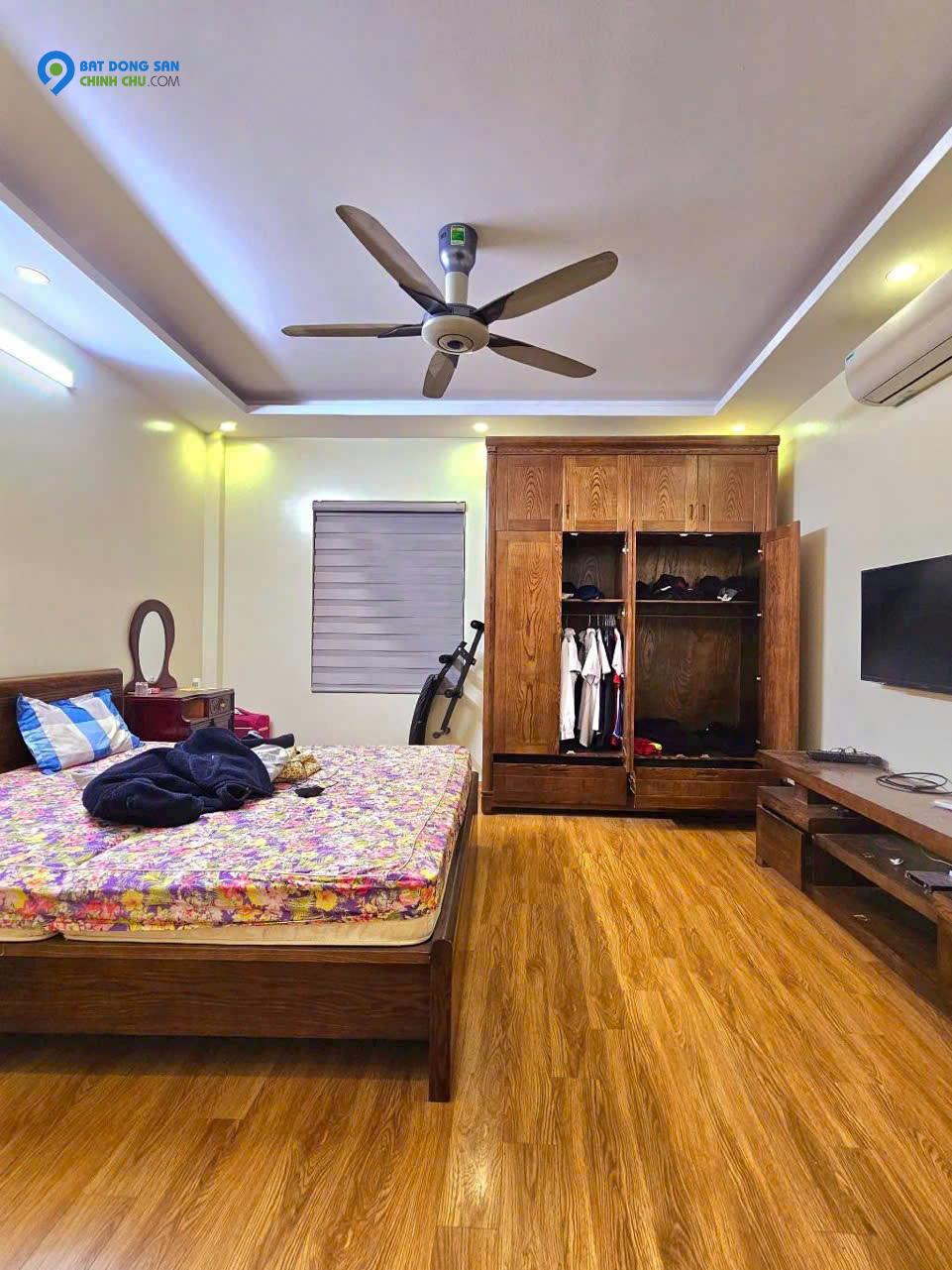 HIẾM - ĐẸP Ở LUÔN - 6 TẦNG THANG MÁY - TRUNG TÂM HAI BÀ TRƯNG - 30M RA NGÕ Ô TÔ. DT 56M2 X 6T X 4MT . GIÁ 15.9 tỷ
