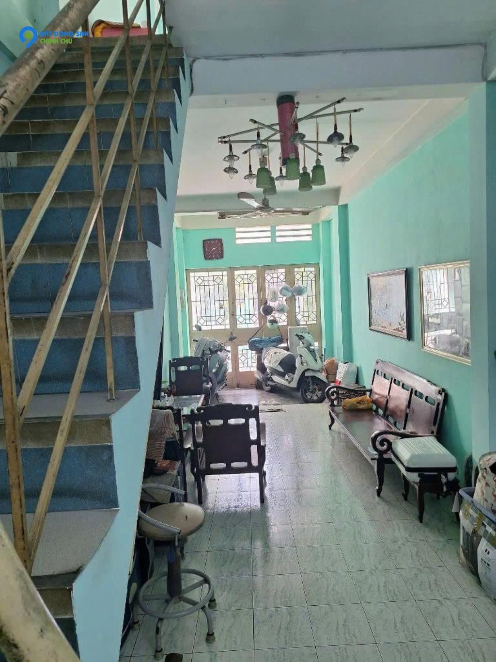 Hẻm xe hơi, thông tứ tung, thông Phan Xích Long, thông đường hoa