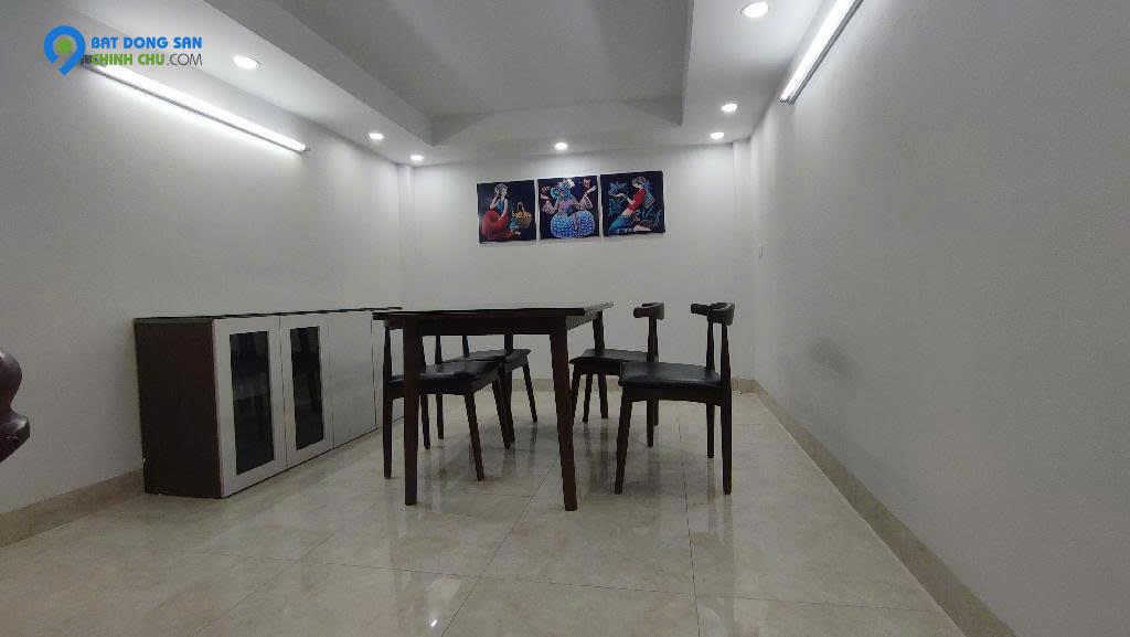 Hiếm bán gấp nhà Yên Phúc Hà Đông 55m 6 tầng nhỉnh 14 tỷ ,xe oto tránh
