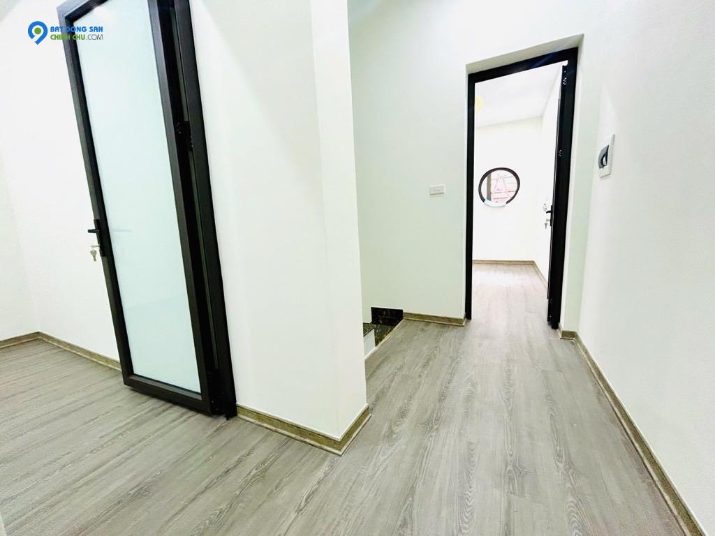 Linh Đàm 54m 4 tầng 13.5 tỉ