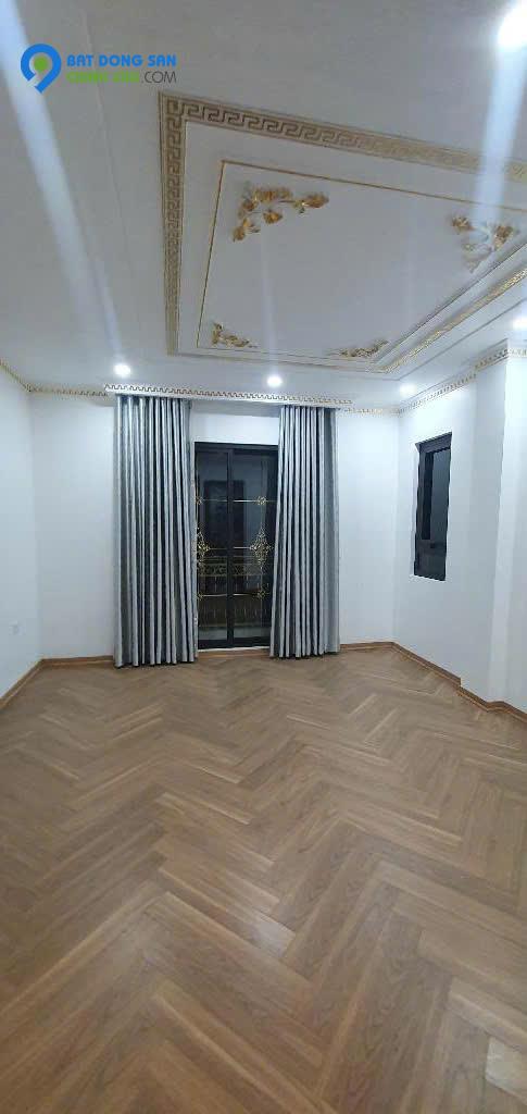 MẶT PHỐ BÁT KHỐI,LONG BIÊN 16tỷ 75m GARA OTO,THANG MÁY,NHÀ DÂN XÂY ĐẸP