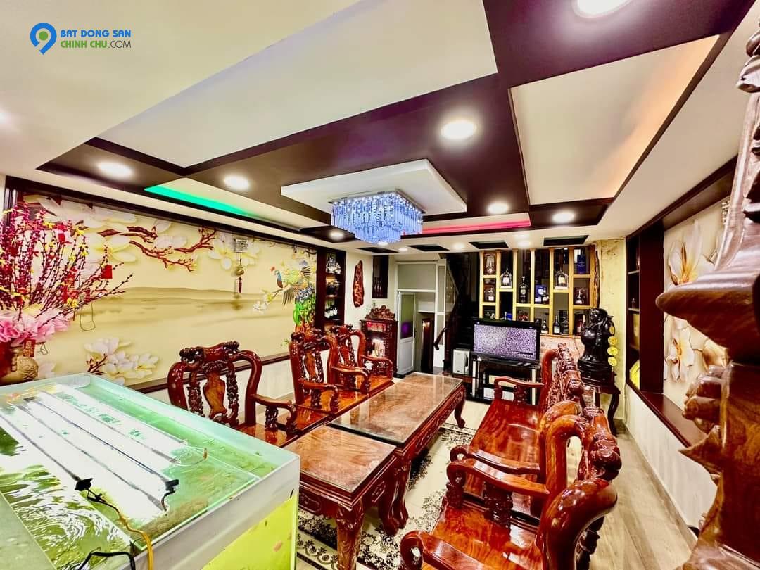 Mặt tiền siêu Vip- Phú Thọ Hòa,  thông số đẹp 4,8 x 24m, 5 lầu, nội thất siêu cấp, nhiều tỷ. Giá cực tốt.