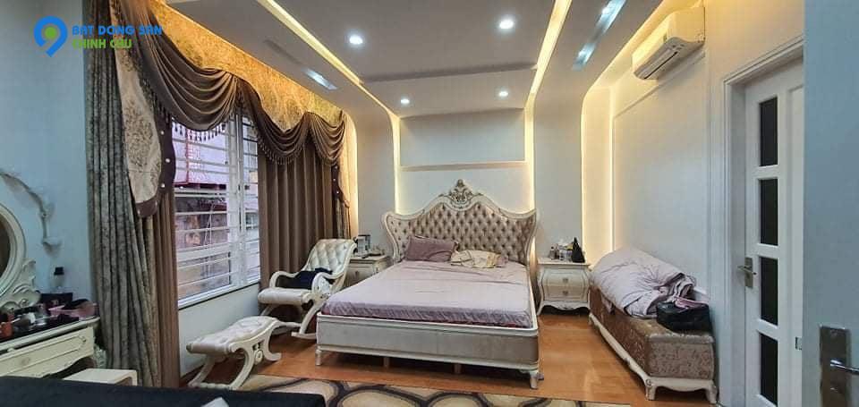 Mùi sơn thơm phúc,nguyễn khanh,cầu giấy,oto đỗ cửa,thanh máy kinh doanh cạnh hồ,50m2 ,7 tằng, mặt tiền 7,5m,ngõ thông,giá chỉ 10,5 tỷ