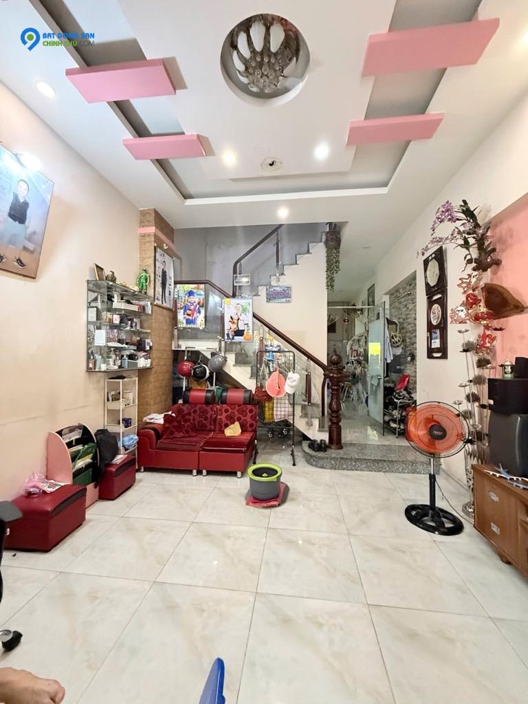 NGAY EMART PHAN HUY ÍCH - GIÁP TÂN BÌNH - HẺM NHƯ MẶT TIỀN - 4 TẦNG BTCT - 60 M2 - 6 PN - NHỈNH 9 TỶ