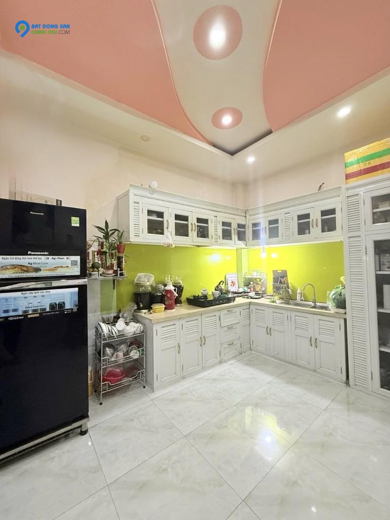NGAY EMART PHAN HUY ÍCH - GIÁP TÂN BÌNH - HẺM NHƯ MẶT TIỀN - 4 TẦNG BTCT - 60 M2 - 6 PN - NHỈNH 9 TỶ
