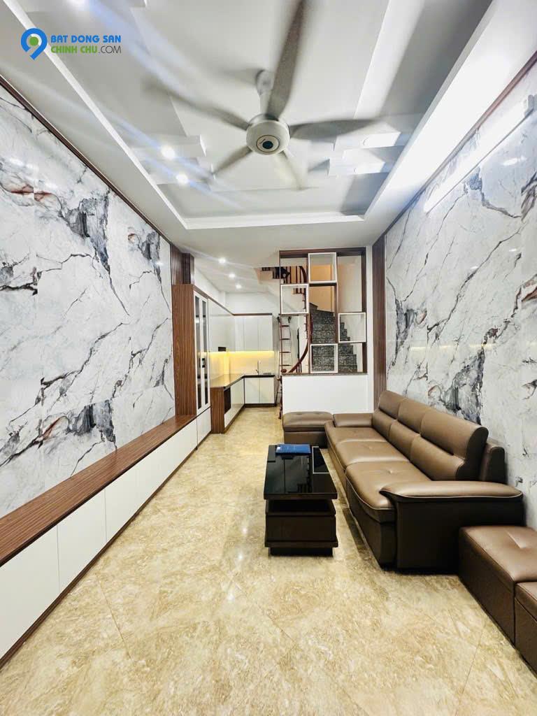 NHÀ MỚI SẴN Ở NGAY- THOÁNG SÁNG - KHU VỰC PHÁT TRIỂN- 30m RA Ô TÔ TRÁNH