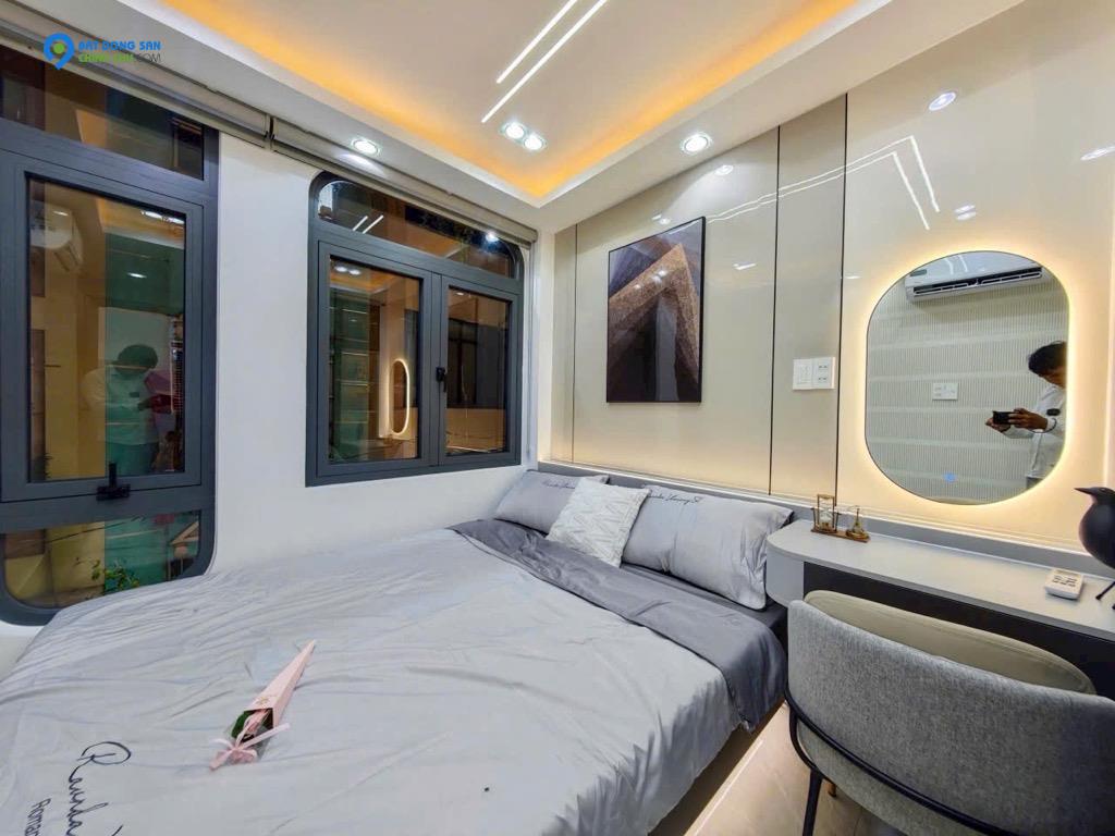 NHÀ QUẬN 3 - VỊ TRÍ ĐẸP, HẺM 4M THÔNG - 3PN, SỔ HỒNG RIÊNG - CHỈ 5.7 TỶ