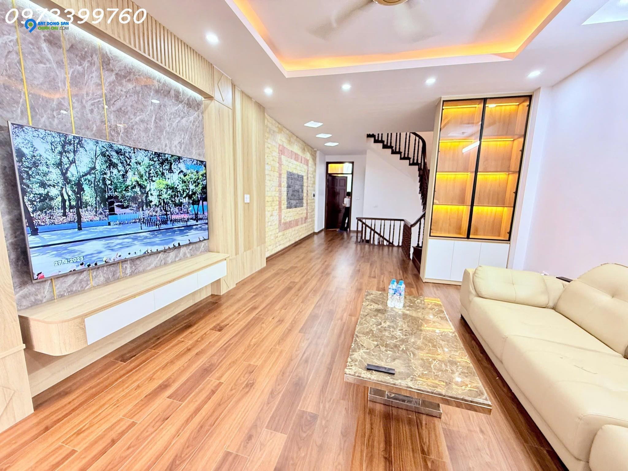 NHÀ VIP TRUNG TÂM HOÀI ĐỨC – 3 MẶT THOÁNG - Ô TÔ 7 CHỖ VÀO NHÀ