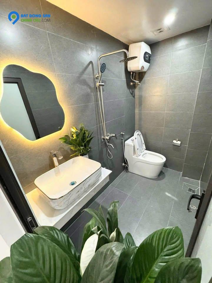 NHỈNH 5 TỶ - SIÊU PHẨM ĐỘI CẤN - BA ĐÌNH - GẦN Ô TÔ - GẦN HỒ - NGÕ THÔNG - 37M*5T - FULL NỘI THẤT.