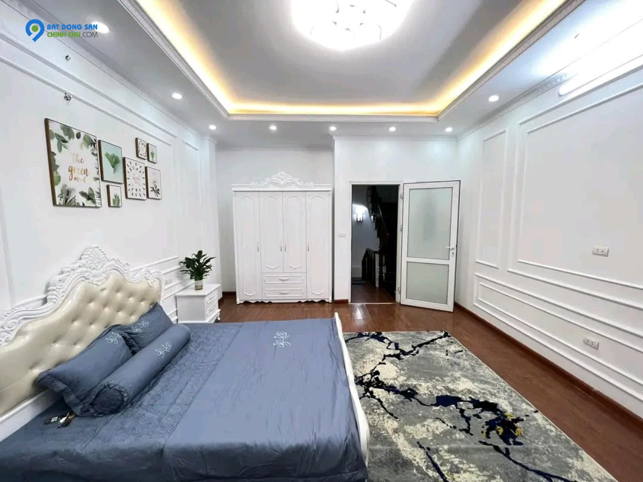 NHỈNH 5 Tỷ, KIM GIANG ,NGÃ TƯ SỞ DT50x5 TẦNG