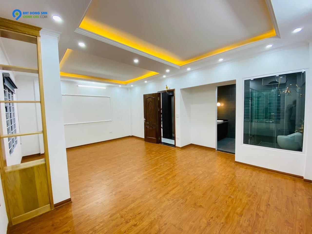 NHỈNH 8 TỶ- KIM GIANG, MỚI KOONG, THANG MÁY, 50M2x6TẦNG, LH:0977.130.938