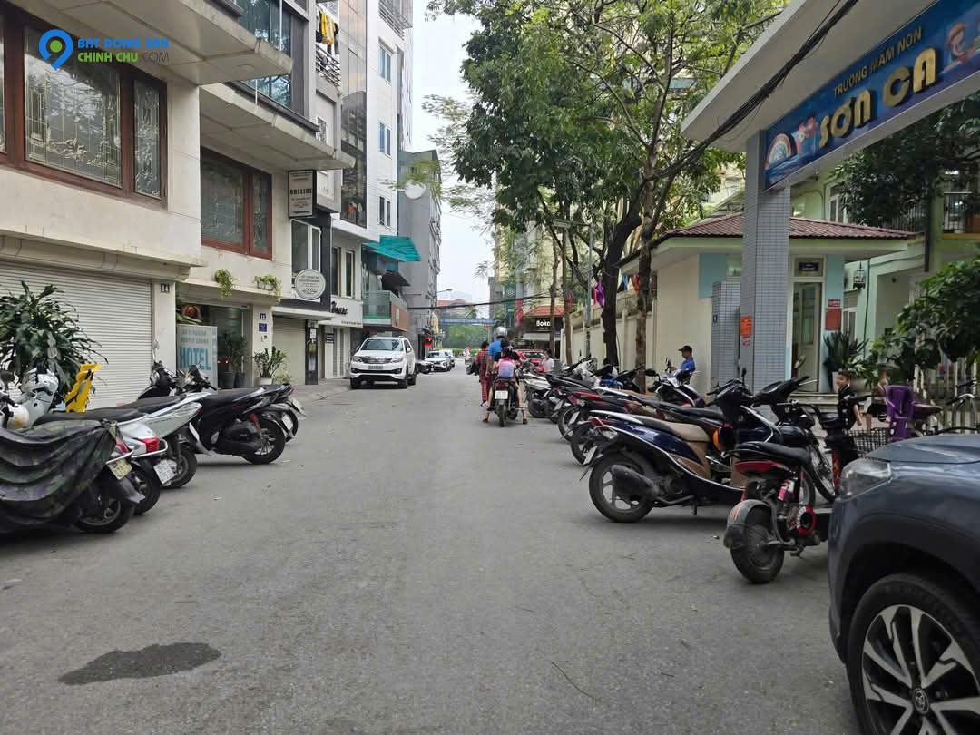Nguyễn Chánh! Phân lô ô tô tránh vỉa hè rộng, kinh doanh ngày đêm sầm uất, 2 thoáng, vài bước ra mặt phố.