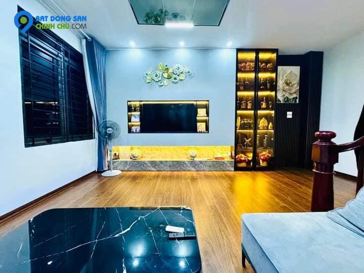 Nhà 2 tầng Nguyễn Thiện Thuật , P.24, 70 m2,HXH, 3 PN