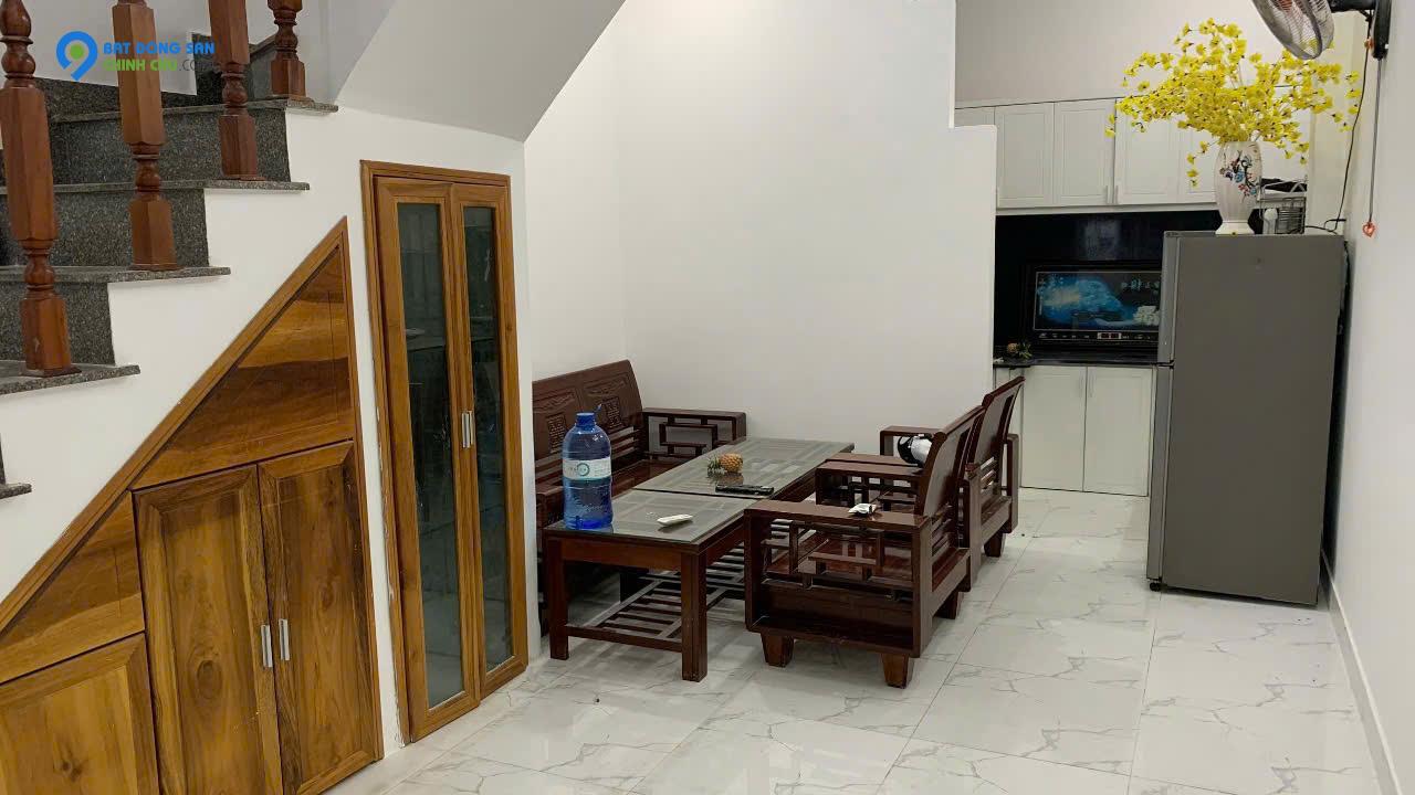 Nhà 3 Tầng Gần Biển Hòn Xện – Đối Diện Điện Lực Vĩnh Hải, Giá Chỉ 4,5 Tỷ