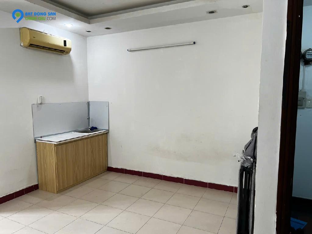 Nhà Âu Cơ 4x16 KC 5T, ngay trường Đại Học, thu nhập 32tr/tháng