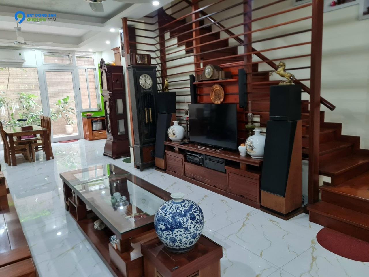 Nhà Phân lô Tổng Cục 5 Tân Triều dt100m2 5 tầng,mt5m sổ đỏ giao dịch ngay