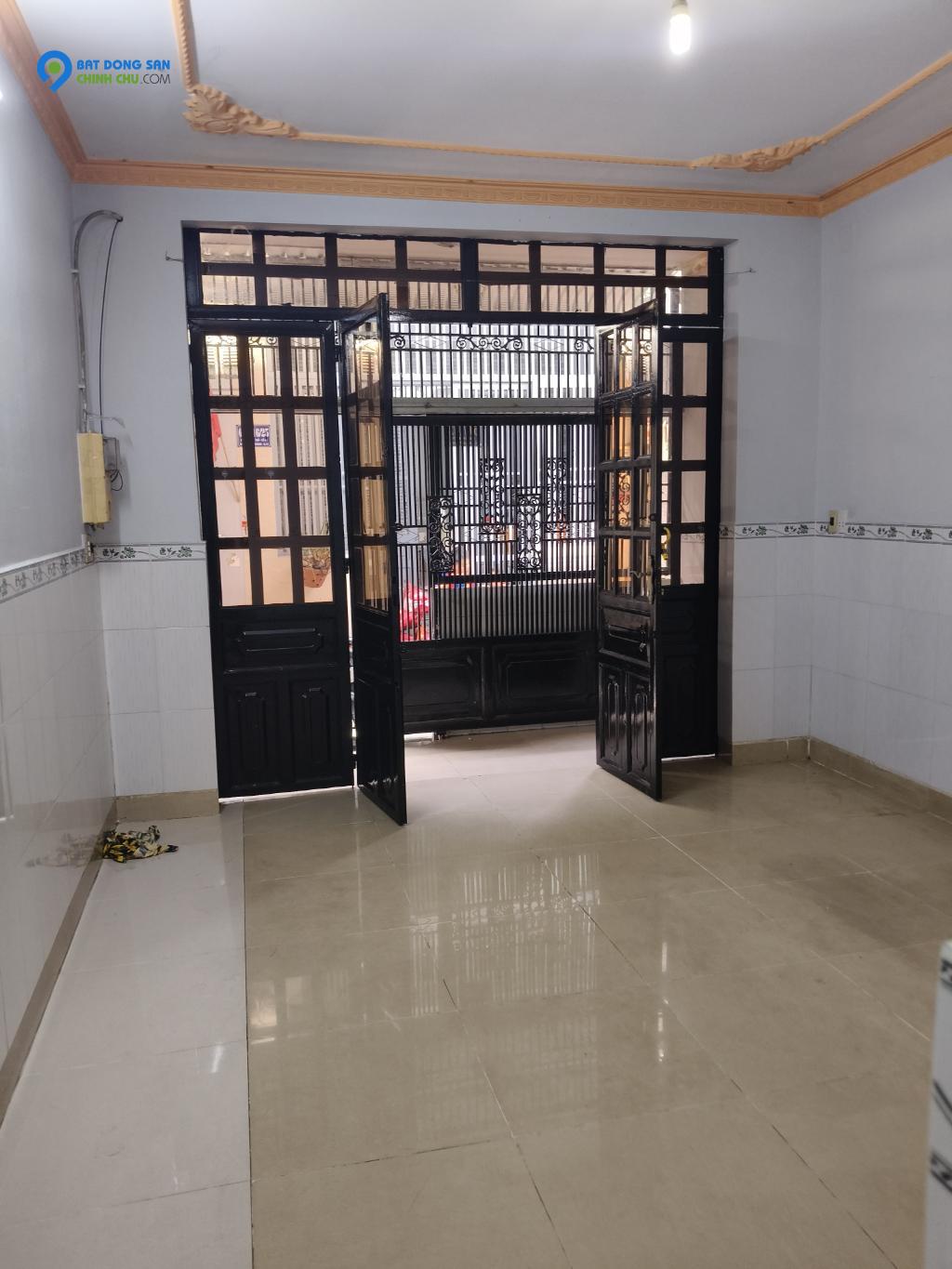 Nhà bán Nguyễn Ảnh Thủ DT 4x10 m2 , giá  3.3 tỷ phường Hiệp Thành Quận 12