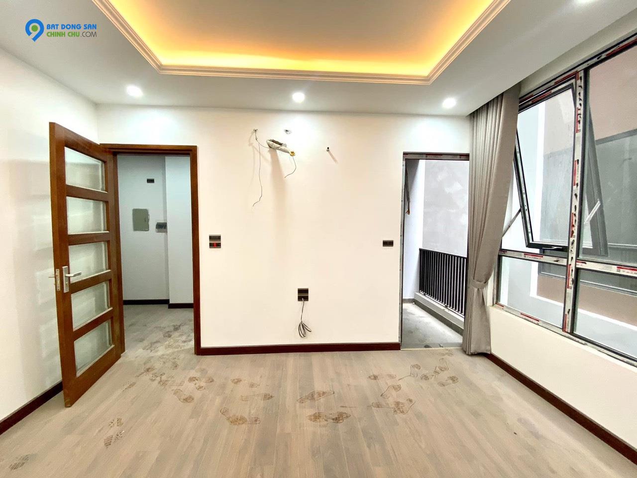 Nhà siêu đẹp,Bồ Đề,48m2,4 tầng,giá 6.15 tỷ