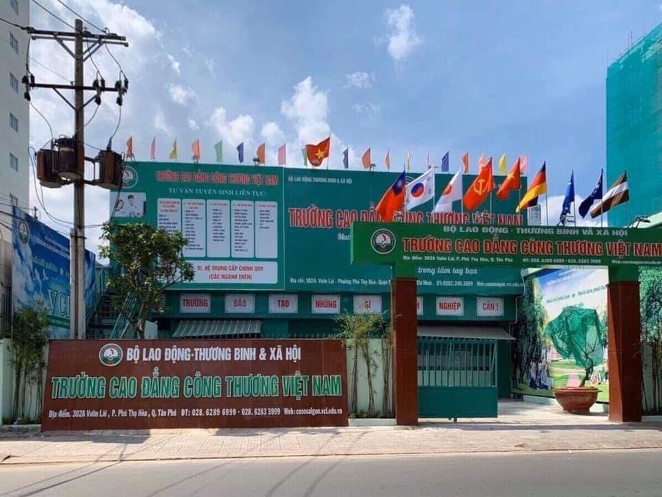 Q.TÂN PHÚ. 18mX54m MT ĐƯỜNG VƯỜN LÀI TỔNG 1236M2. GIÁ 130 TỶ TL