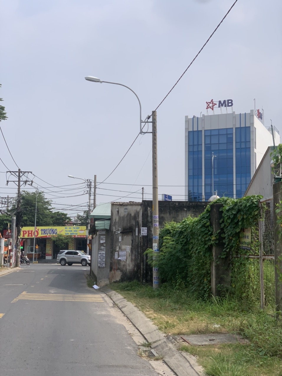 Quá rẻ chốt ngay, 100m2 nhà mt Tân Xuân 2,Hocmon, nhỉnh 5 tỷ