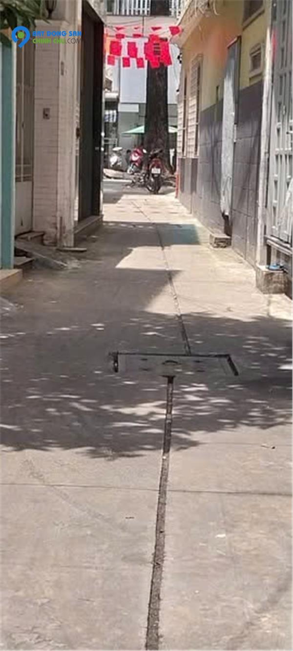 SIÊU HIẾM Q10 – Nhà 4T Ngô Gia Tự, 42m², 3PN – Cho Thuê 10Tr/Th – Sổ Vuông