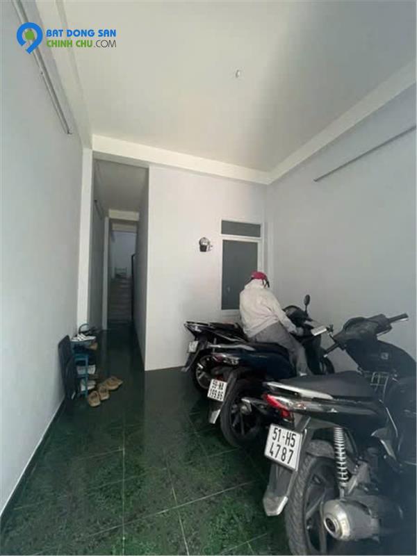 SIÊU HIẾM Q10 – Nhà 4T Ngô Gia Tự, 42m², 3PN – Cho Thuê 10Tr/Th – Sổ Vuông