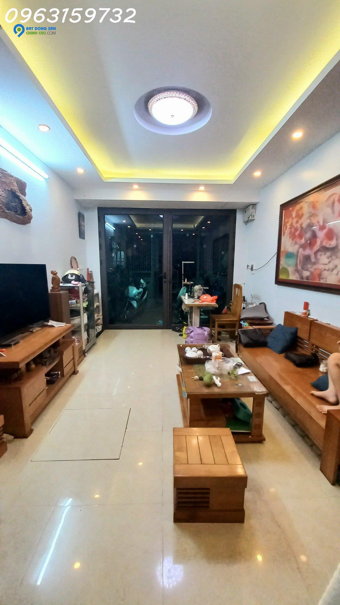 SIÊU PHẨM KIM GIANG THANH XUÂN , Ô TÔ NGAY NHÀ 40M2 5 TẦNG 4 TỶ