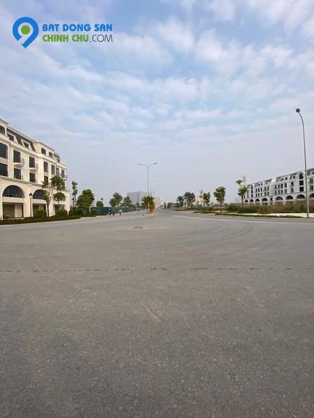 Siêu hiếm, nhà mới lô góc Lai Xá - Hoài Đức, 38m x 5T, chỉ 4.7 tỷ, ô tô vào nhà, 20m ra ngõ thông kd, ô tô tránh.