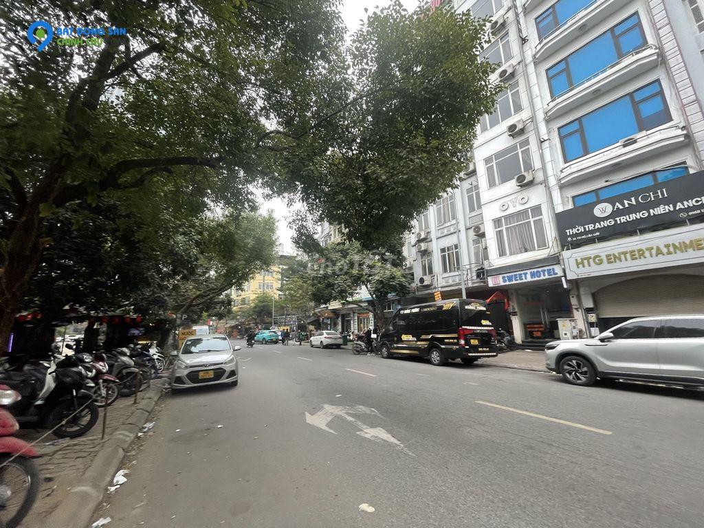 Siêu phẩm Trung Hòa – Cầu Giấy: 68m2, gần Big C, ô tô vào nhà – Mức giá không tưởng chỉ nhỉnh chục tỷ
